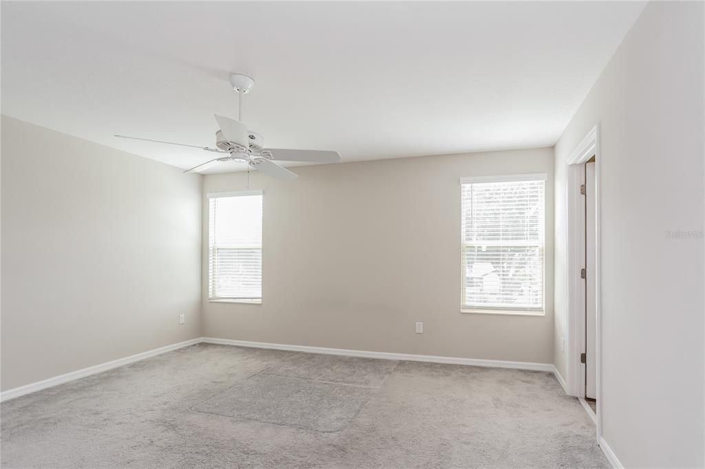 В аренду: $2,355 (5 спален, 2 ванн, 2264 Квадратных фут)