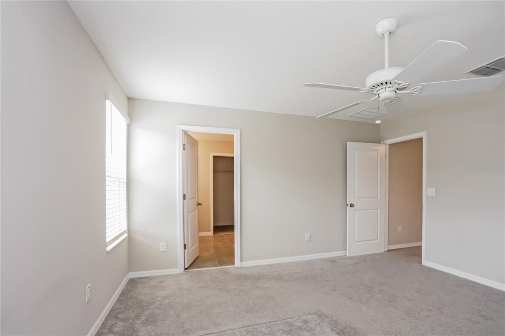 В аренду: $2,355 (5 спален, 2 ванн, 2264 Квадратных фут)