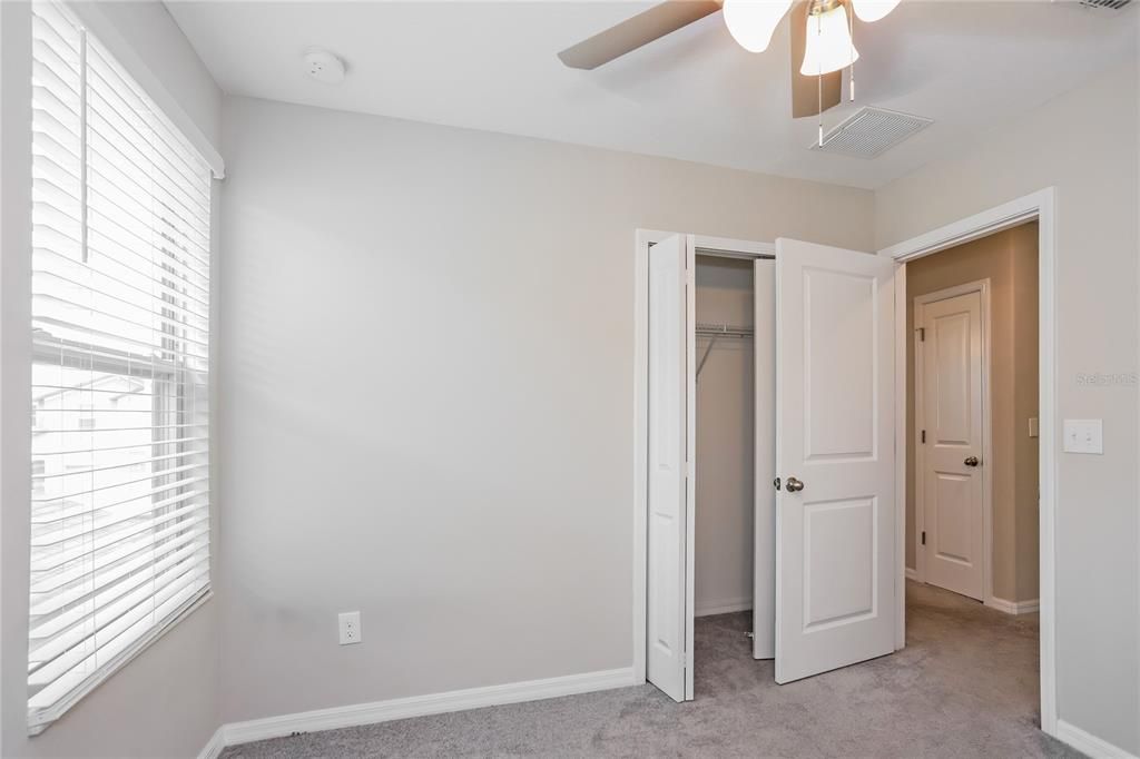 В аренду: $2,355 (5 спален, 2 ванн, 2264 Квадратных фут)