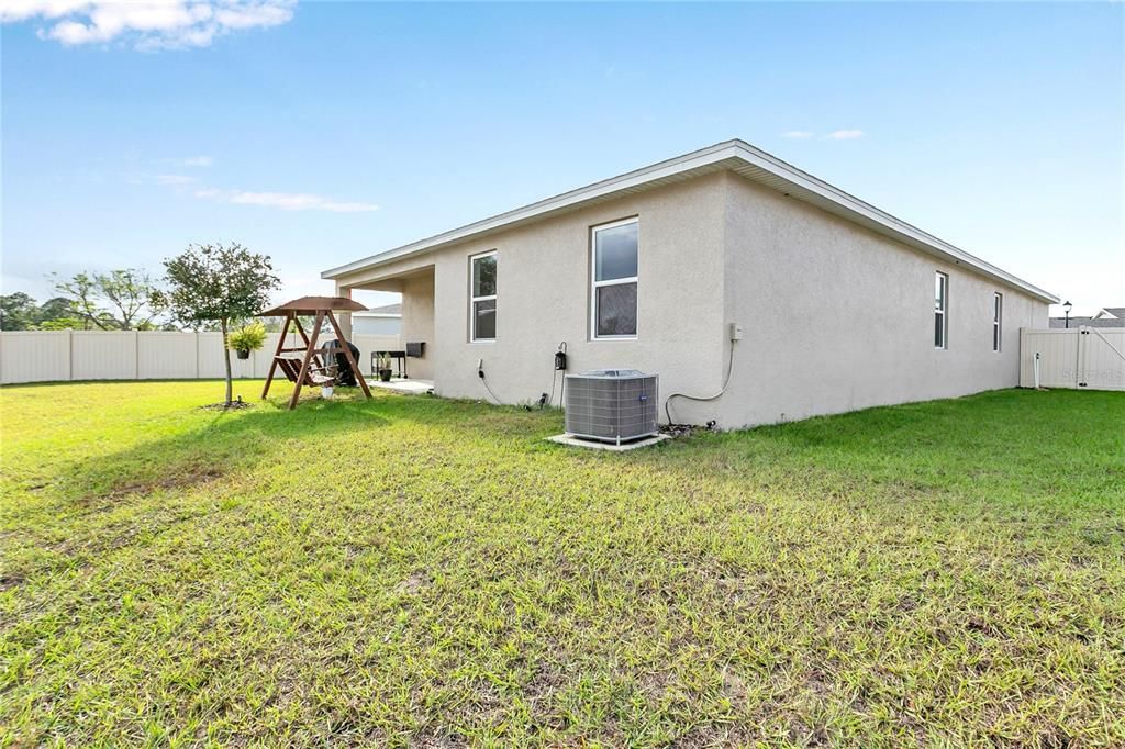 На продажу: $390,000 (4 спален, 2 ванн, 2209 Квадратных фут)