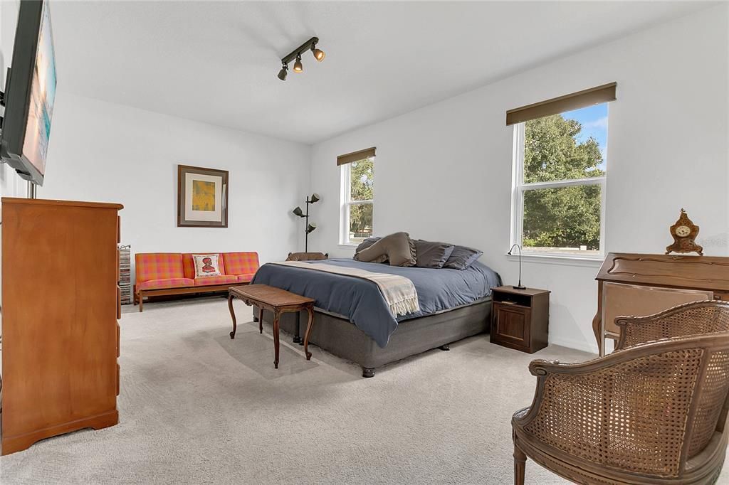 На продажу: $390,000 (4 спален, 2 ванн, 2209 Квадратных фут)