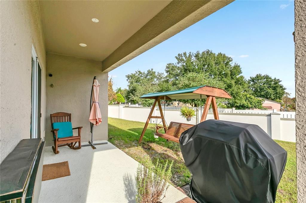 На продажу: $390,000 (4 спален, 2 ванн, 2209 Квадратных фут)