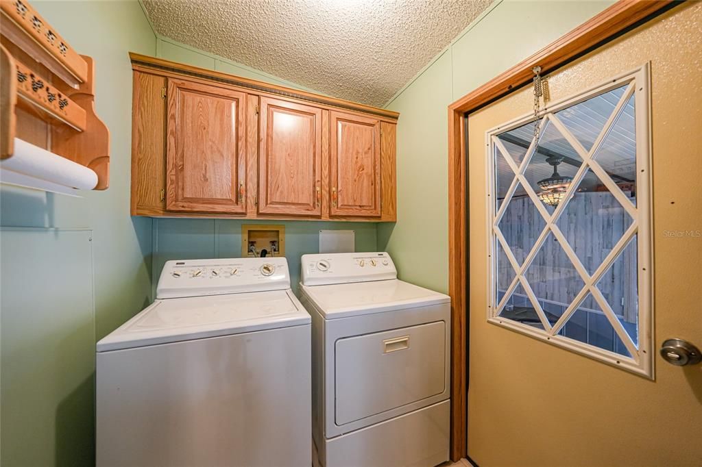 For Sale: $105,000 (2 beds, 2 baths, 1170 Square Feet)