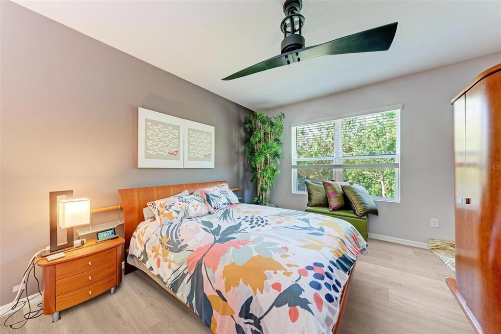 For Sale: $295,000 (2 beds, 2 baths, 1510 Square Feet)