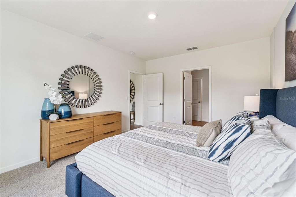 For Sale: $422,990 (4 beds, 2 baths, 1828 Square Feet)