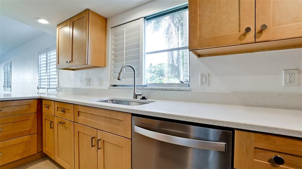 En Venta: $499,000 (2 camas, 2 baños, 1305 Pies cuadrados)