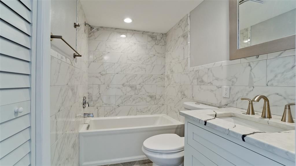 En Venta: $499,000 (2 camas, 2 baños, 1305 Pies cuadrados)