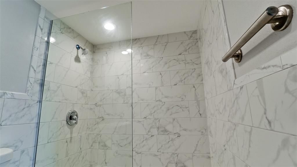 En Venta: $499,000 (2 camas, 2 baños, 1305 Pies cuadrados)