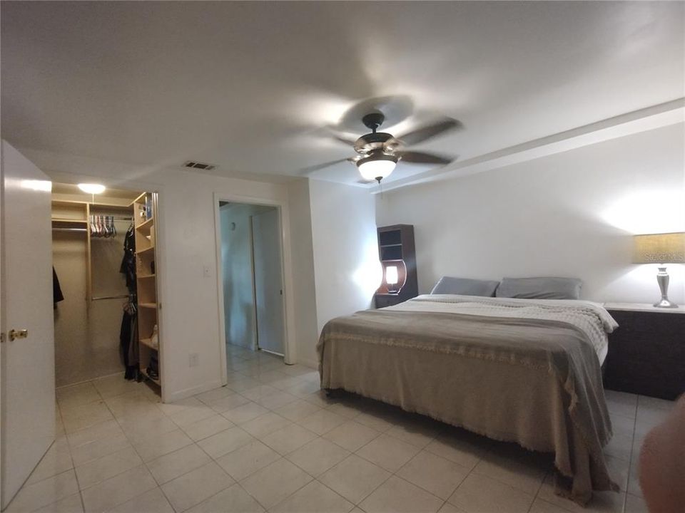 待售: $349,900 (4 贝兹, 2 浴室, 2145 平方英尺)