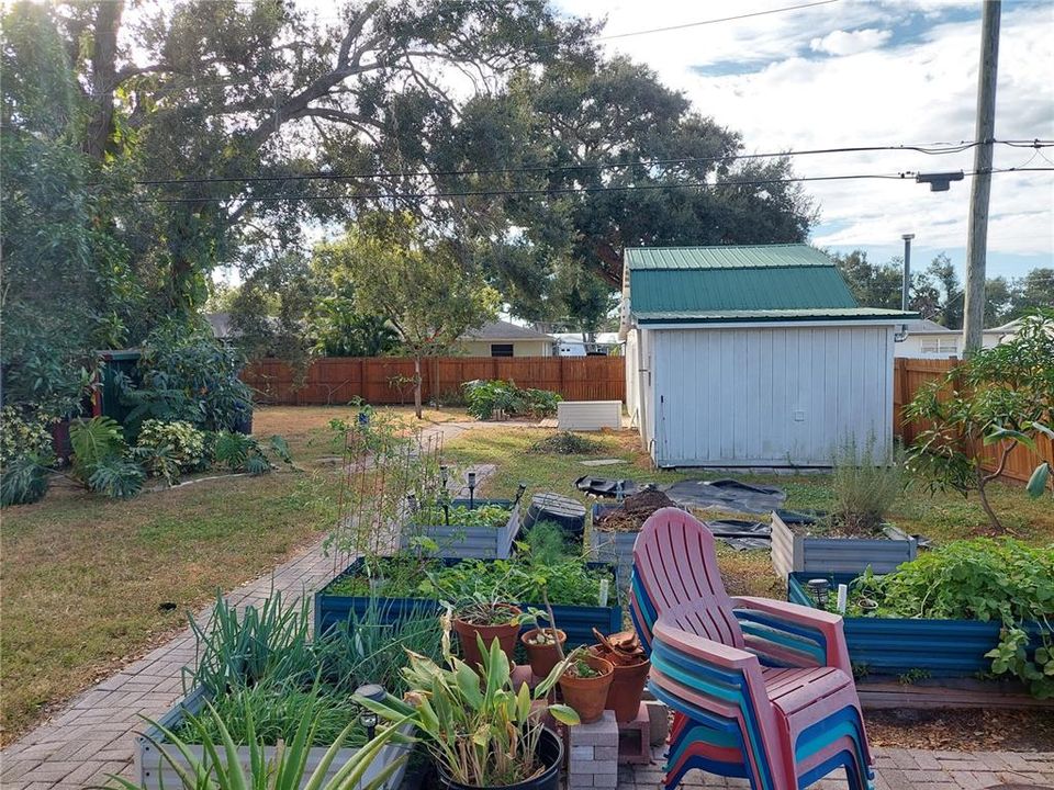 待售: $349,900 (4 贝兹, 2 浴室, 2145 平方英尺)