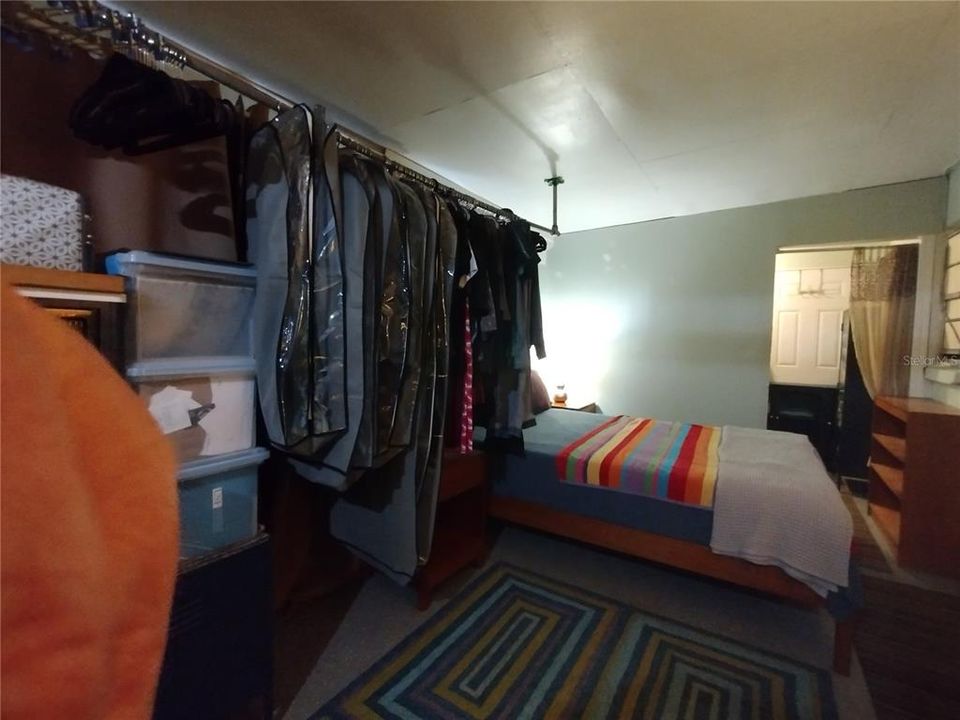 待售: $349,900 (4 贝兹, 2 浴室, 2145 平方英尺)