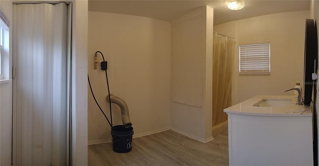 待售: $349,900 (4 贝兹, 2 浴室, 2145 平方英尺)