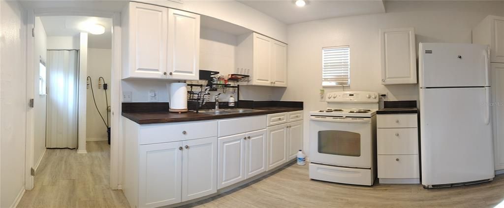 待售: $349,900 (4 贝兹, 2 浴室, 2145 平方英尺)