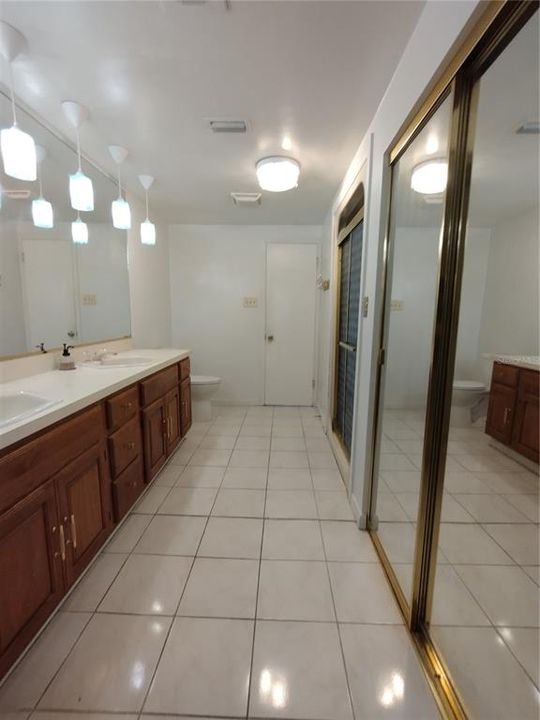 待售: $349,900 (4 贝兹, 2 浴室, 2145 平方英尺)