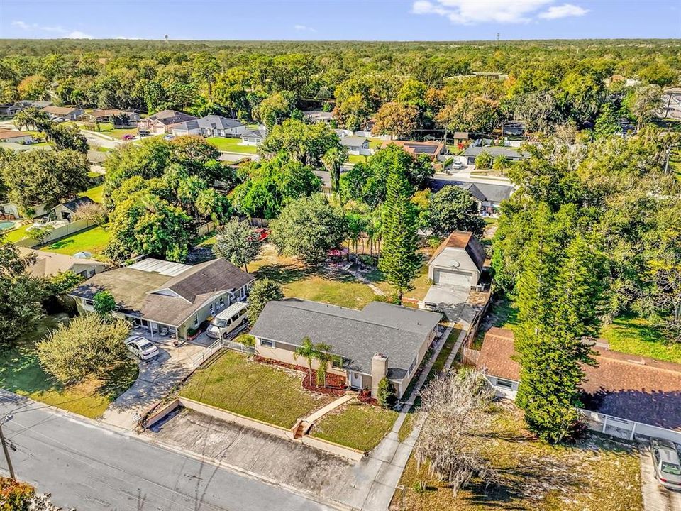 For Sale: $319,900 (3 beds, 1 baths, 1560 Square Feet)