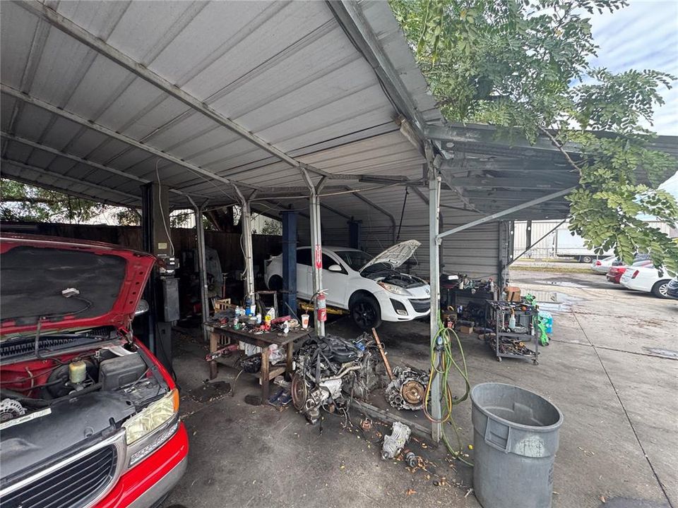 待售: $575,000 (0 贝兹, 0 浴室, 2502 平方英尺)