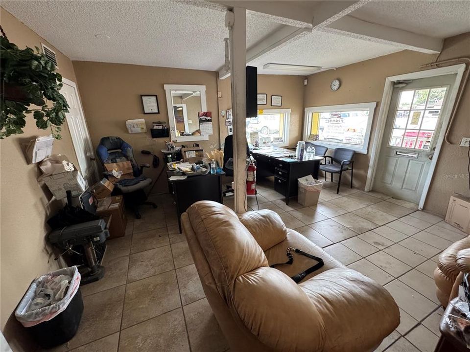 待售: $575,000 (0 贝兹, 0 浴室, 2502 平方英尺)