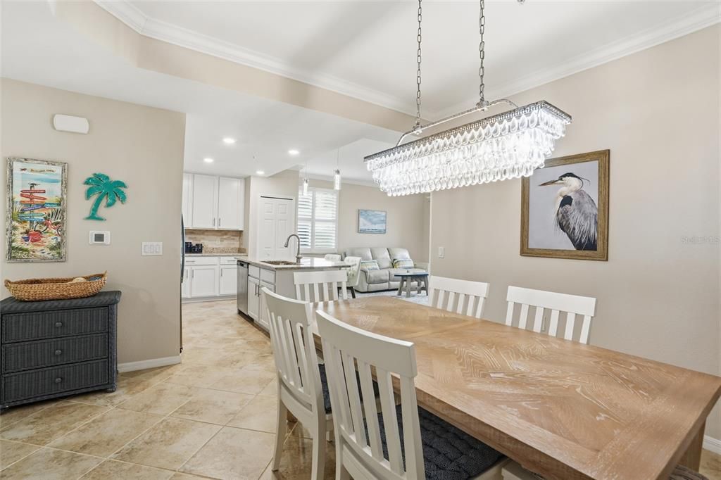 На продажу: $269,900 (3 спален, 2 ванн, 1407 Квадратных фут)