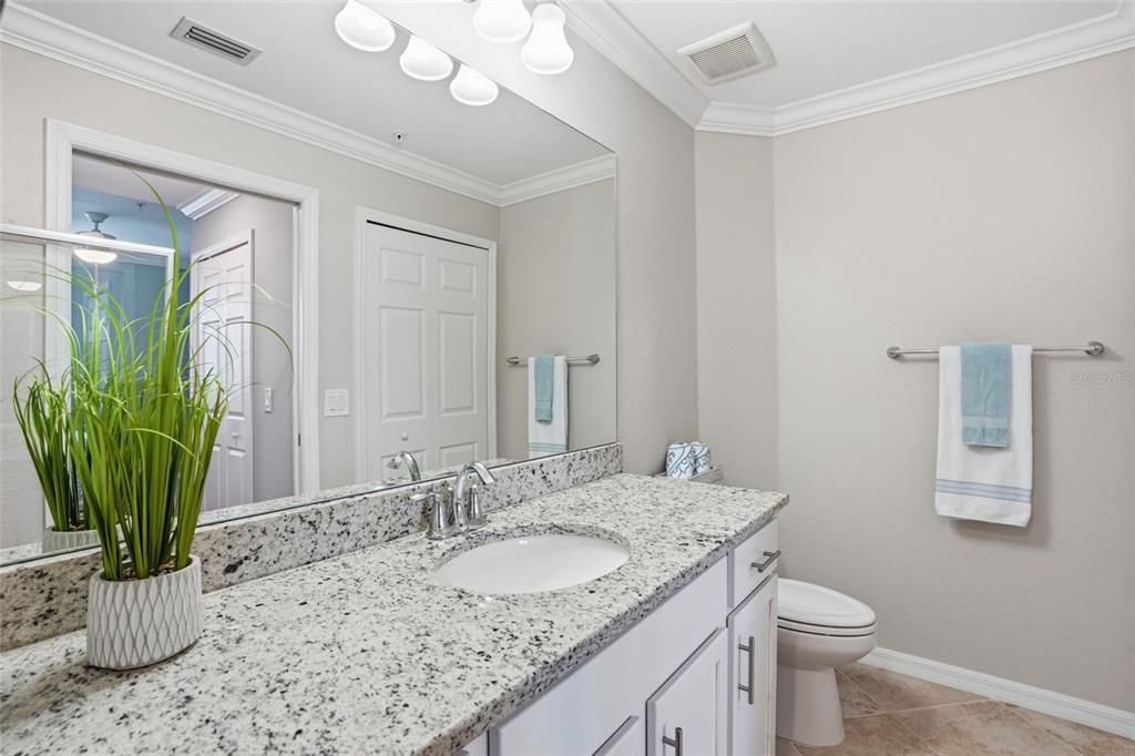 На продажу: $269,900 (3 спален, 2 ванн, 1407 Квадратных фут)