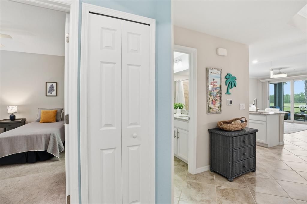 На продажу: $269,900 (3 спален, 2 ванн, 1407 Квадратных фут)