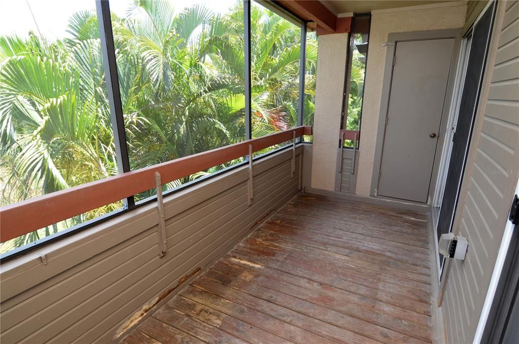 出租: $1,550 (1 贝兹, 1 浴室, 742 平方英尺)