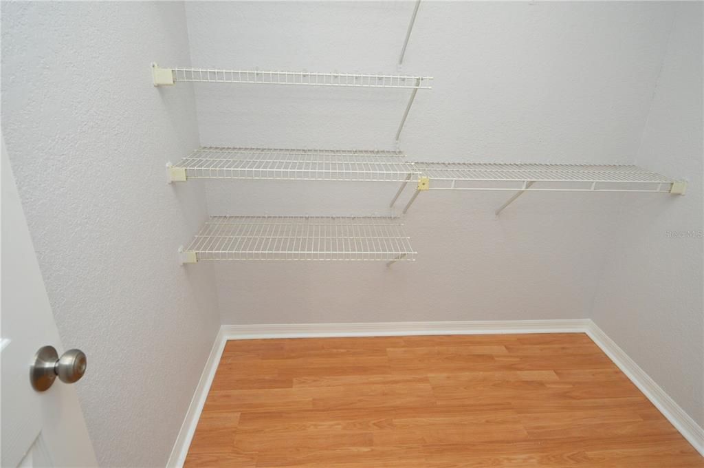 出租: $1,550 (1 贝兹, 1 浴室, 742 平方英尺)