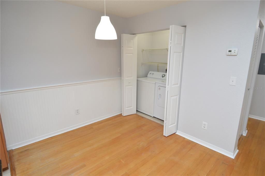 出租: $1,550 (1 贝兹, 1 浴室, 742 平方英尺)