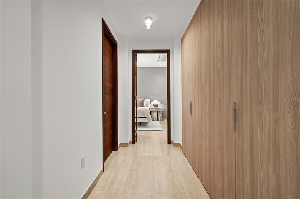 待售: $6,500,000 (4 贝兹, 4 浴室, 4300 平方英尺)