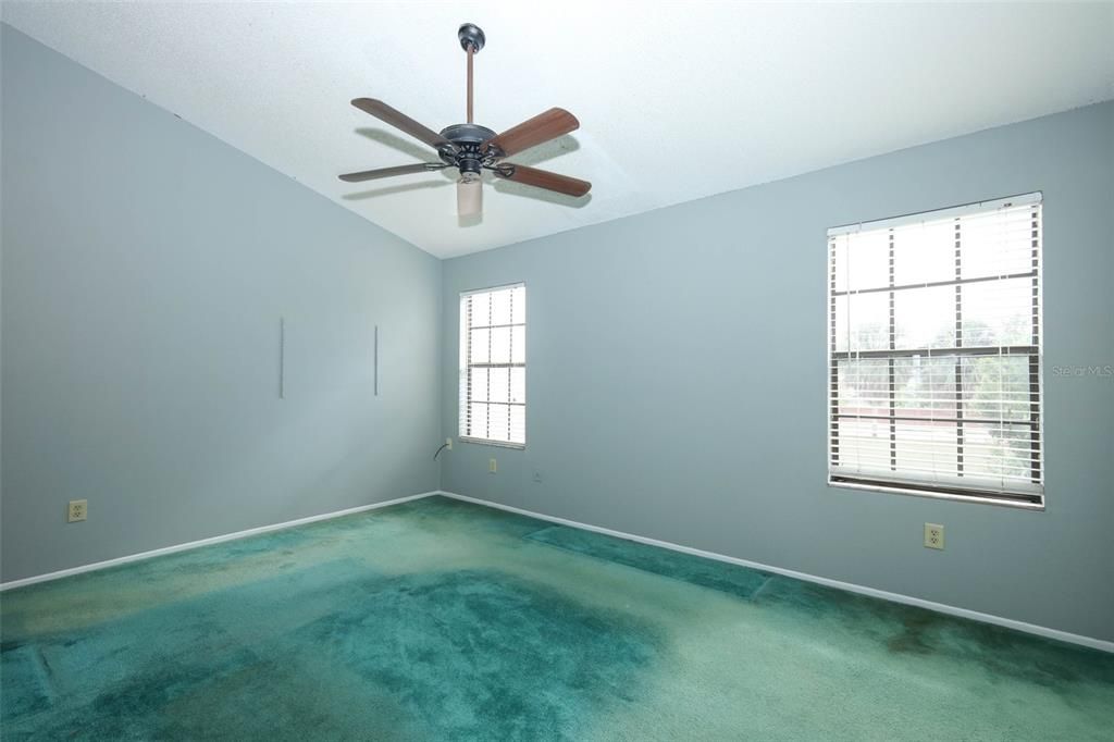 En Venta: $245,000 (2 camas, 2 baños, 1350 Pies cuadrados)