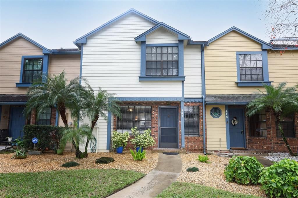 En Venta: $245,000 (2 camas, 2 baños, 1350 Pies cuadrados)