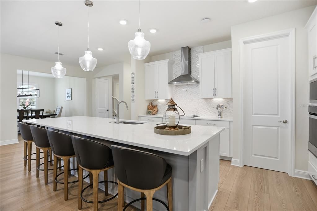 For Sale: $760,000 (4 beds, 3 baths, 3245 Square Feet)