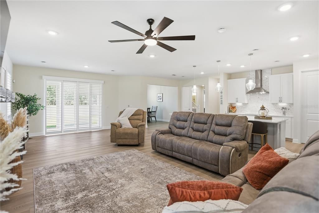 For Sale: $760,000 (4 beds, 3 baths, 3245 Square Feet)