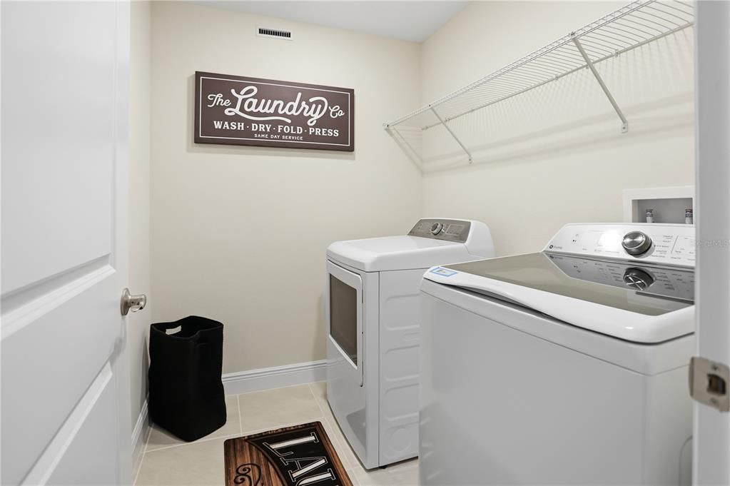 For Sale: $760,000 (4 beds, 3 baths, 3245 Square Feet)