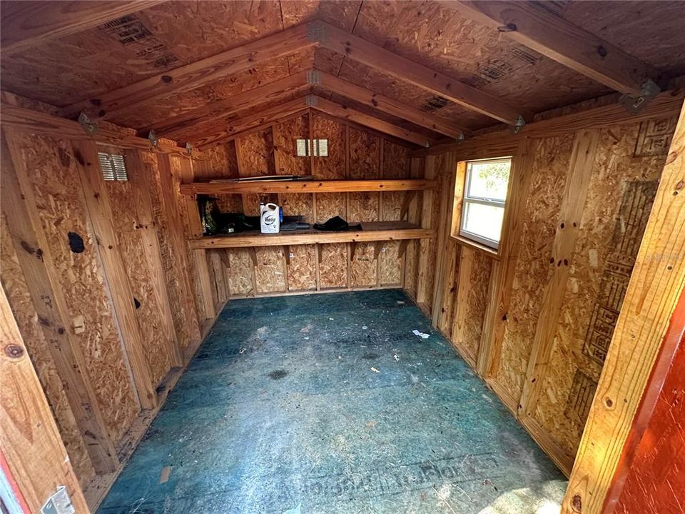 For Rent: $1,995 (2 beds, 1 baths, 996 Square Feet)