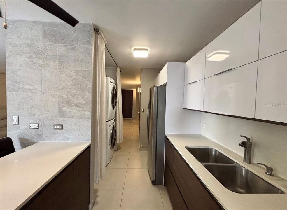 En Renta: $2,350 (3 camas, 2 baños, 1432 Pies cuadrados)