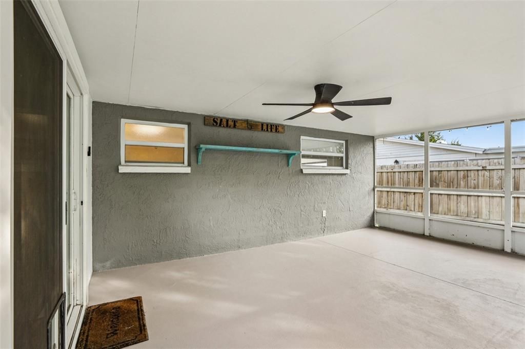 En Venta: $250,000 (2 camas, 2 baños, 1358 Pies cuadrados)