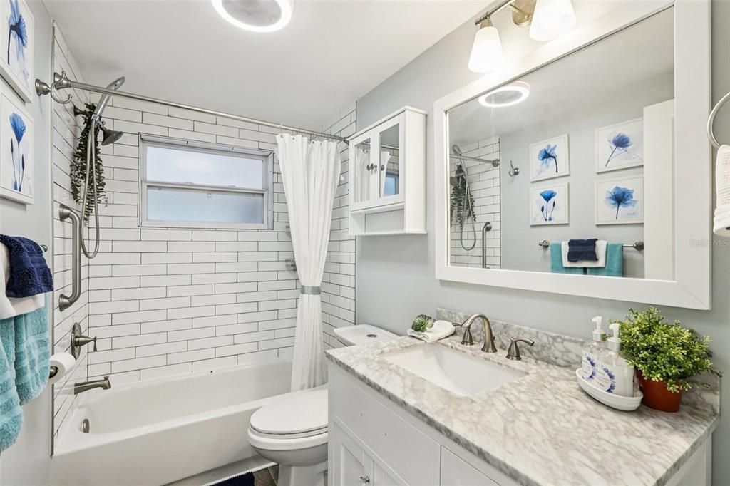 En Venta: $250,000 (2 camas, 2 baños, 1358 Pies cuadrados)