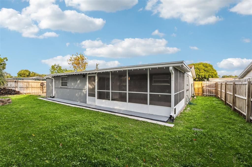 En Venta: $250,000 (2 camas, 2 baños, 1358 Pies cuadrados)