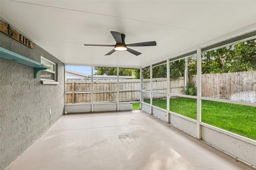 En Venta: $250,000 (2 camas, 2 baños, 1358 Pies cuadrados)