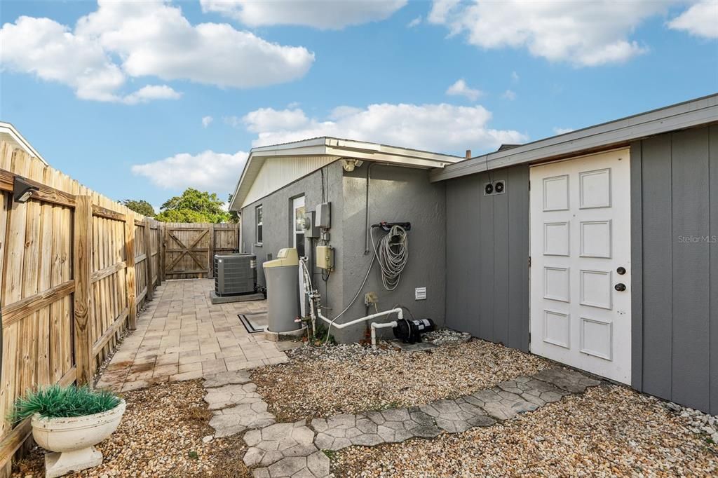 En Venta: $250,000 (2 camas, 2 baños, 1358 Pies cuadrados)