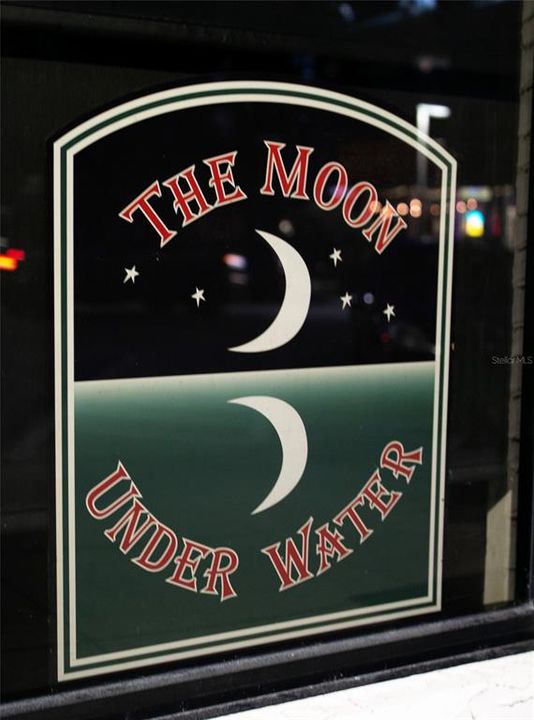 待售: $164,900 (1 贝兹, 1 浴室, 860 平方英尺)