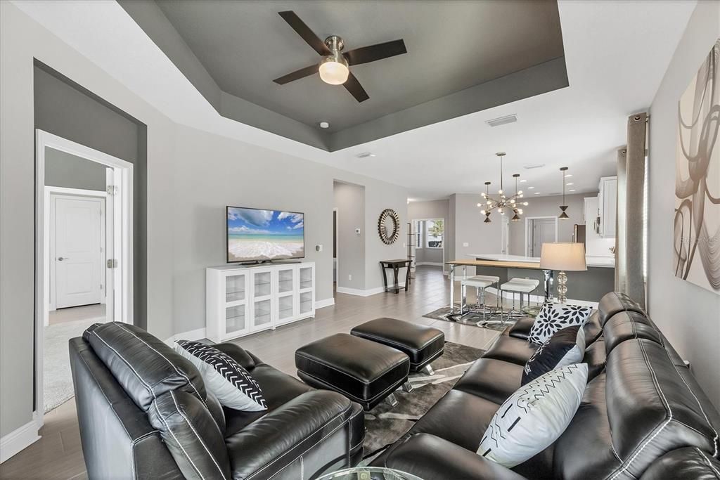 En Venta: $364,900 (2 camas, 2 baños, 1462 Pies cuadrados)