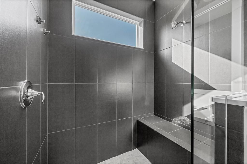 En Venta: $364,900 (2 camas, 2 baños, 1462 Pies cuadrados)