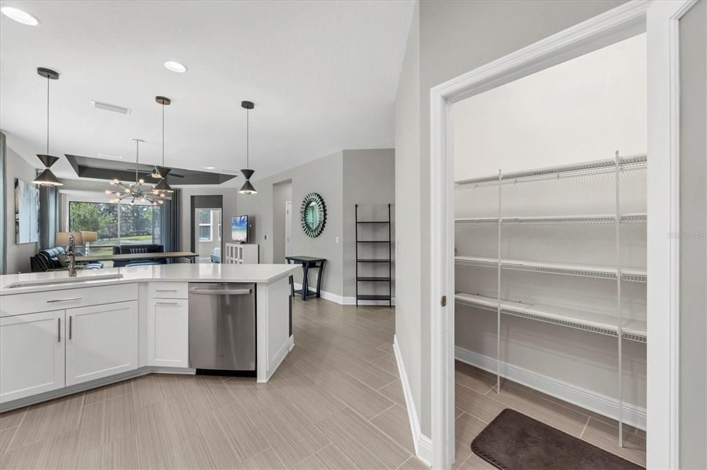 En Venta: $364,900 (2 camas, 2 baños, 1462 Pies cuadrados)