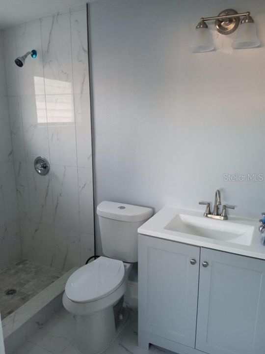 待售: $219,000 (3 贝兹, 2 浴室, 1100 平方英尺)