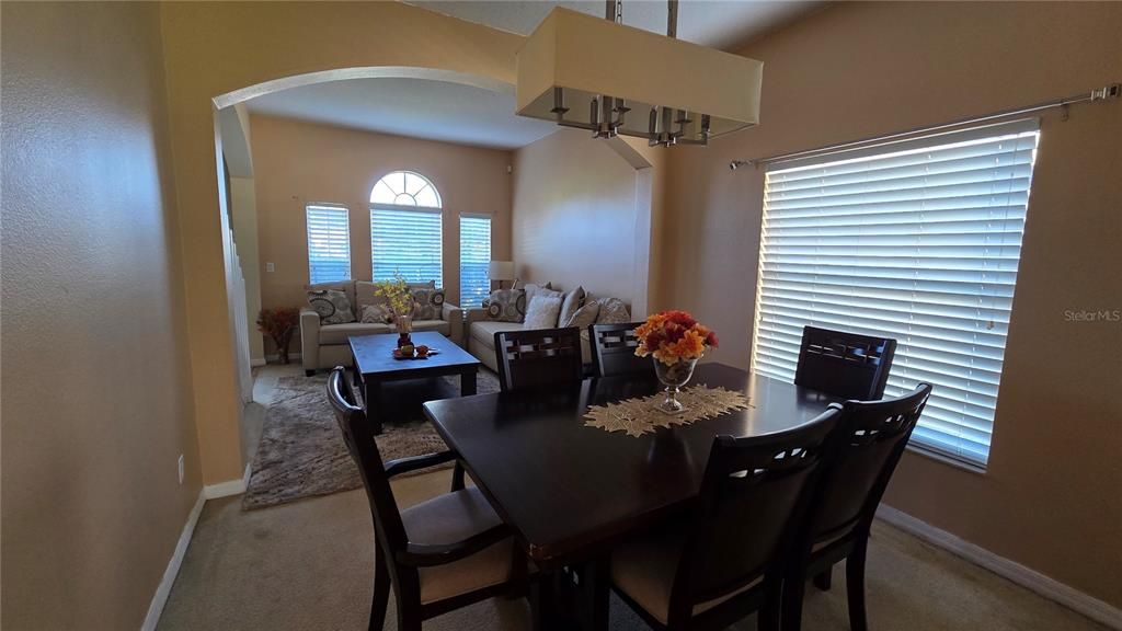 For Rent: $2,500 (4 beds, 2 baths, 2086 Square Feet)