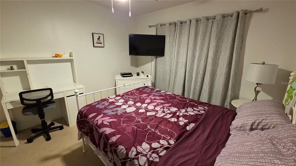 For Rent: $2,500 (4 beds, 2 baths, 2086 Square Feet)