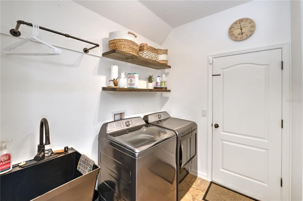 For Sale: $495,000 (3 beds, 2 baths, 2167 Square Feet)