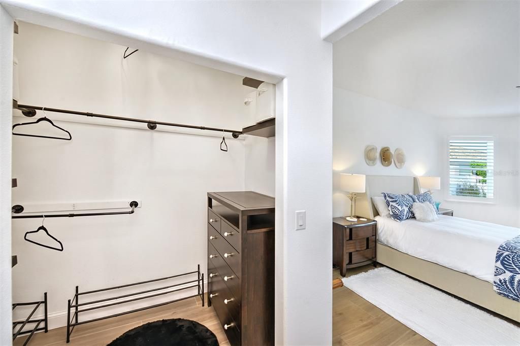 For Sale: $495,000 (3 beds, 2 baths, 2167 Square Feet)