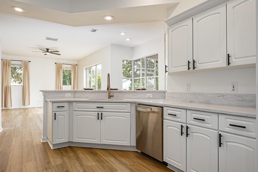 For Sale: $599,900 (4 beds, 3 baths, 2139 Square Feet)